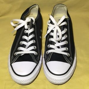 ALL STAR BLACK LOW TOP CONVERSE